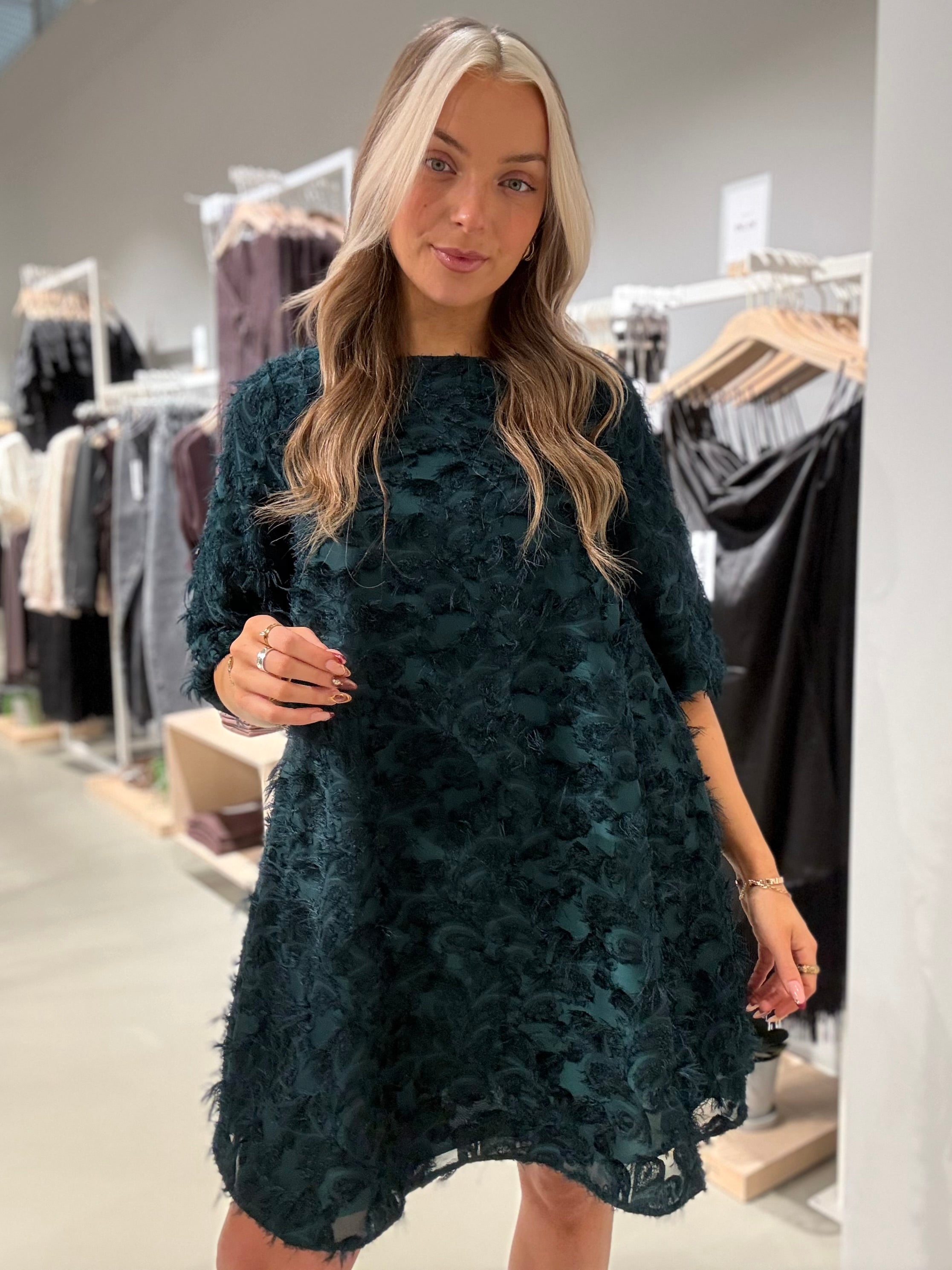 VILACILA Short Dress - Ponderosa Pine